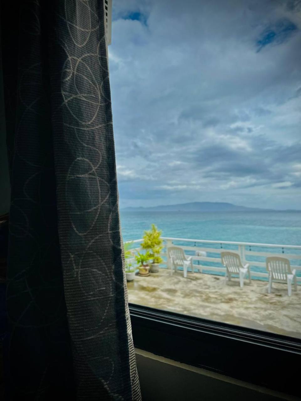 Playa Blanca Beach Resort (Adults Only) Puerto Galera Eksteriør billede
